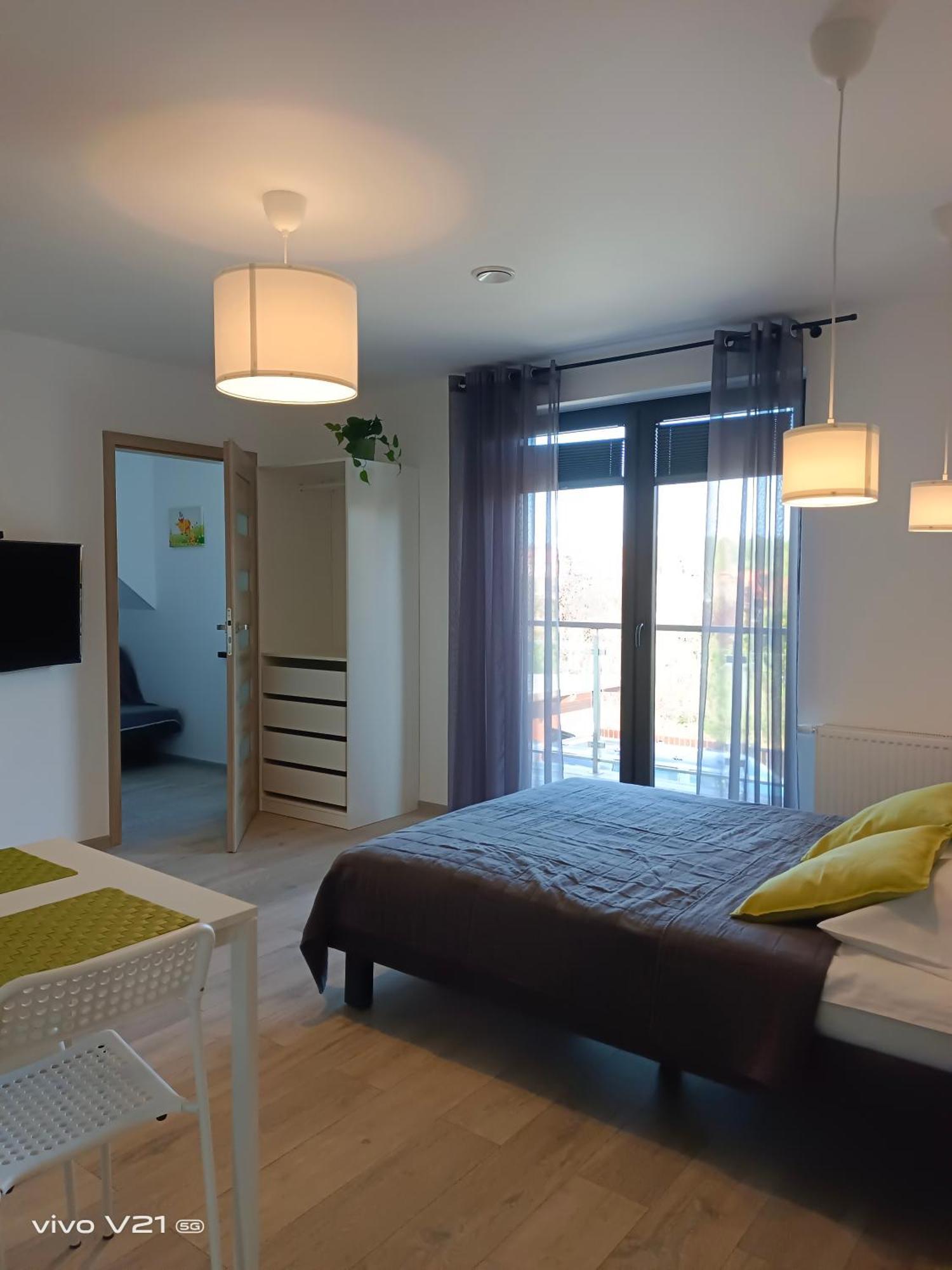 Villa Cork Dębki Buitenkant foto