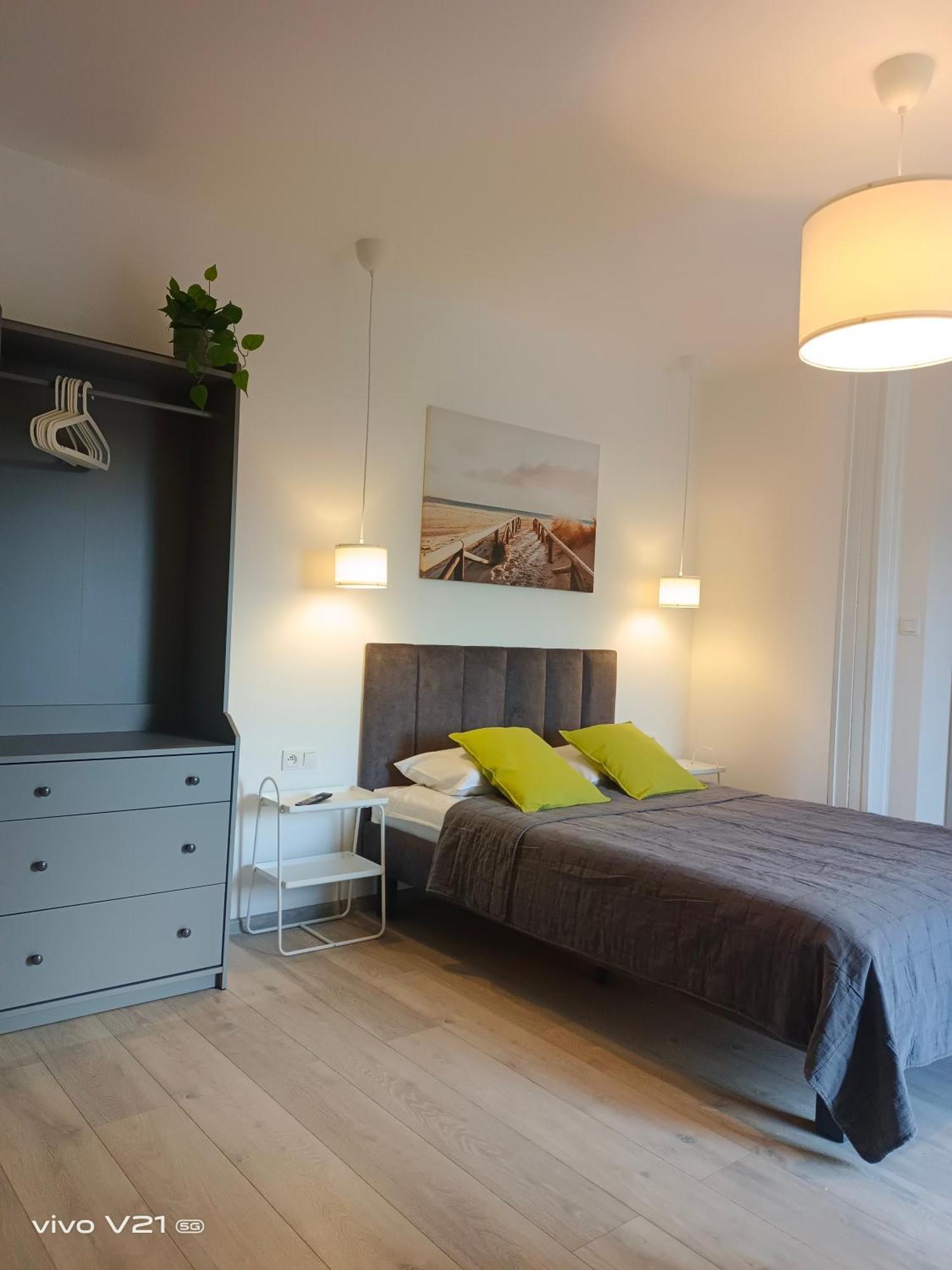 Villa Cork Dębki Buitenkant foto
