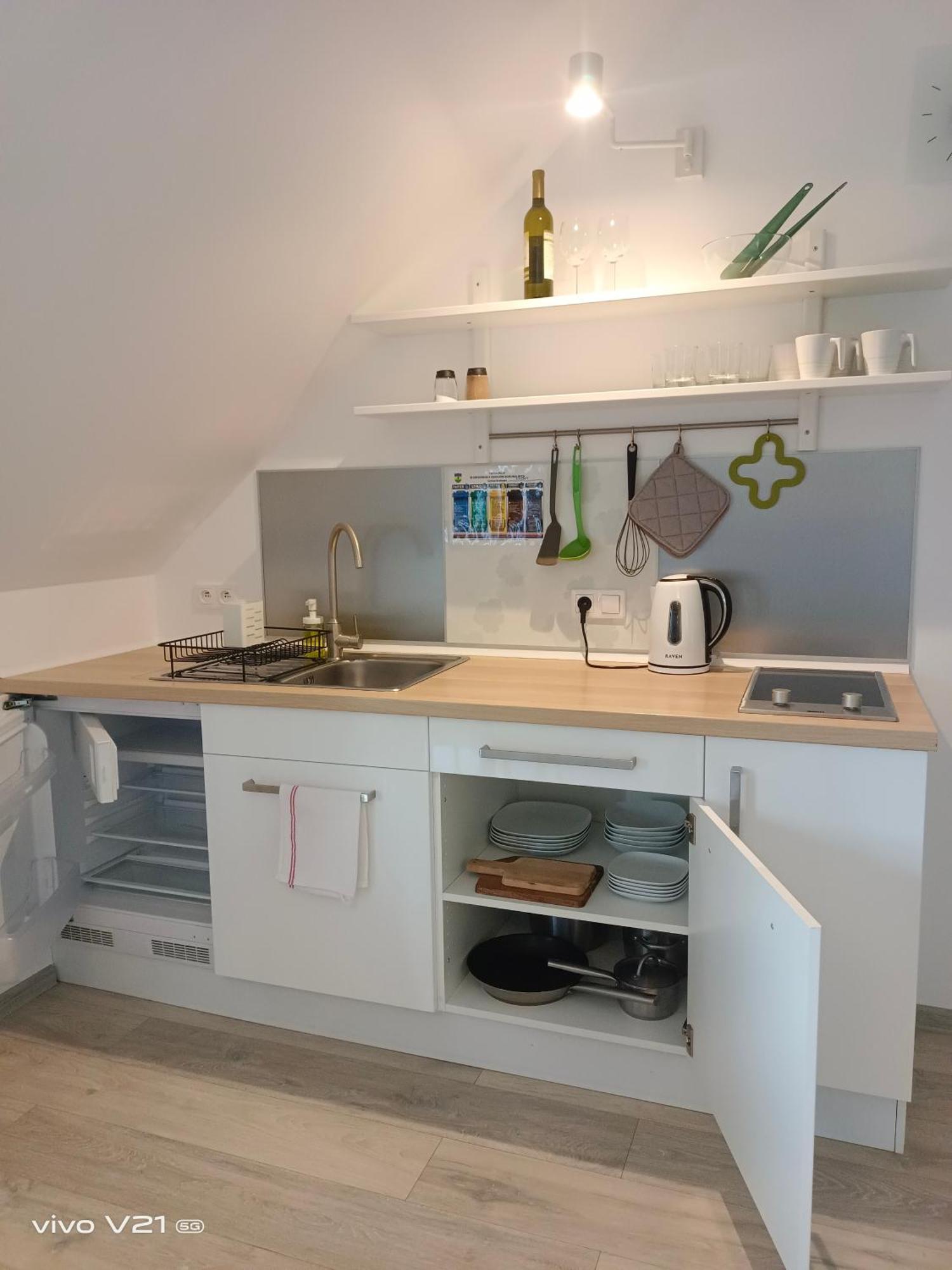 Villa Cork Dębki Buitenkant foto